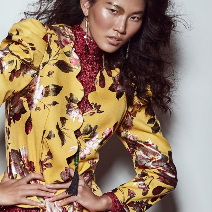 Fen Hong Se - China Doll — Mar 2019, Trelise Cooper — Shoulder Like It's Hot Jacket